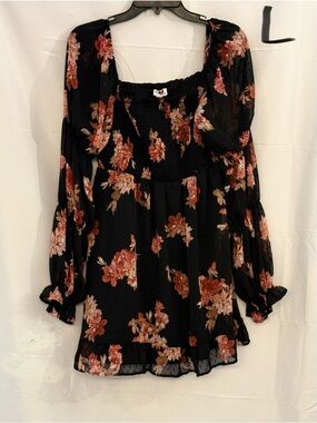 Black Floral Square-Neck Tunic with Puff Sleeves